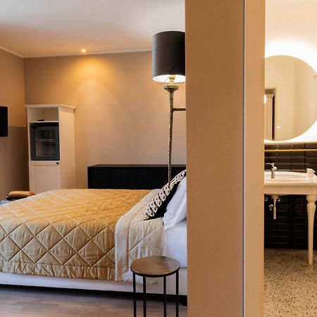 Liberty Hotel Male Bagian luar foto
