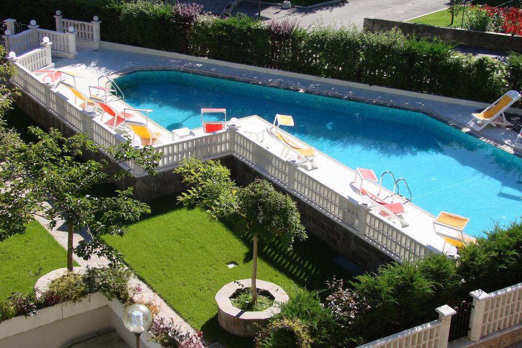 Liberty Hotel Male Bagian luar foto